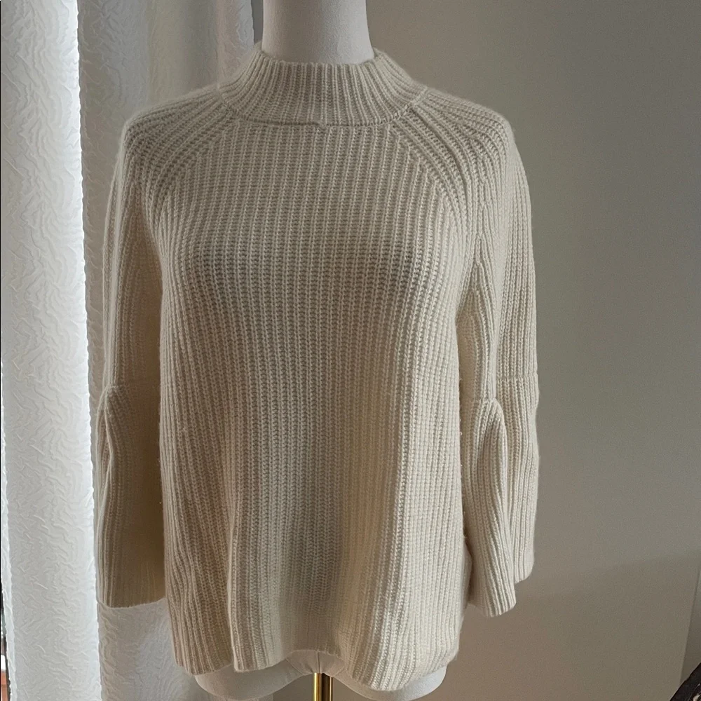 Joie Cream Sweater Medium Cashmere Wool - Picture 2 of 7